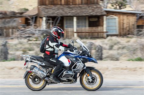 Bmw R Gs Gsa Rt First Ride Review Rider Magazine