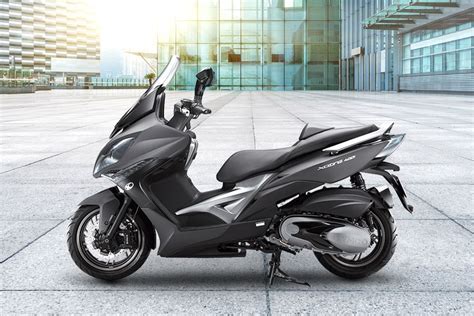 Discontinued Kymco Xciting 400i Features Specs Oto