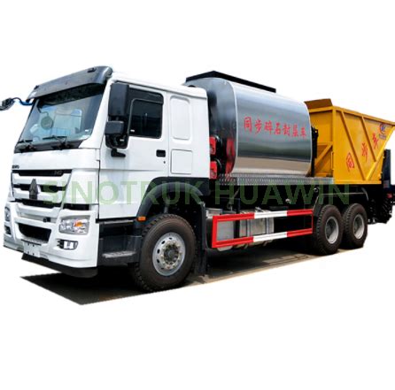 Sinotruk HOWO 6X4 Asphalt Distributor Road Maintenance Truck Bitumen