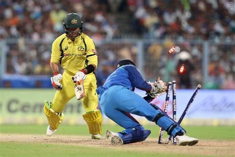 MS Dhoni's Fastest Stumping Record in Cricket History