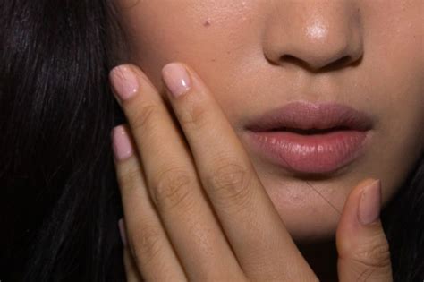 La Manicure Del Momento Unghie Nude E Naturali Foto