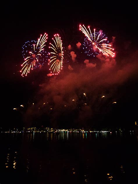 Konstanz Das Seenachtfest Feuerwerk Vom Logenplatz Am Yachthafen Der