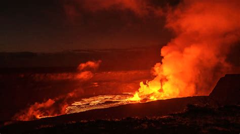 Eruption Prompts Safe Viewing Tips Via Hawai‘i Volcanoes National Park