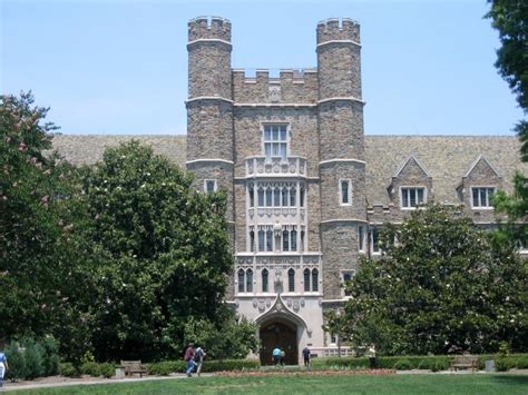 Top 10 Government & Private Medical Colleges in USA – Pouted Online Lifestyle Magazine