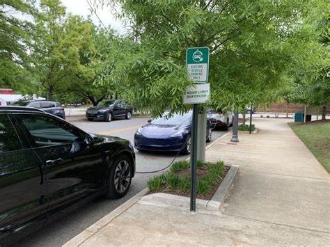 Georgias Big Bet On Electric Vehicle Rollout Rides Heavily On State