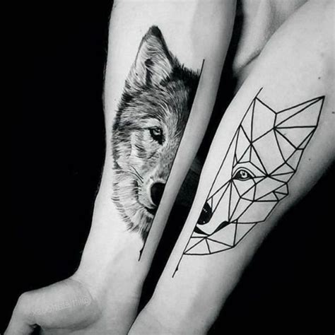 Precisos Tatuajes De Lobos Geometricos Con 3 Detalles