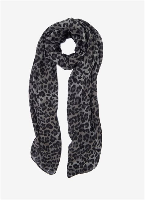 Grey Animal Print Scarf – Mint Velvet