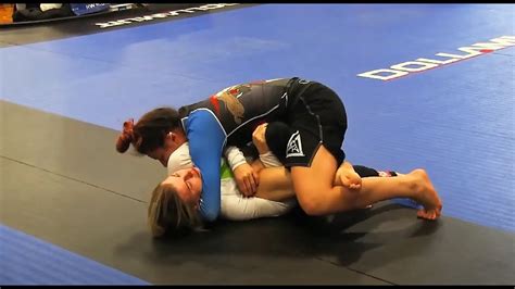 The Intimate Moments Of Grappling Youtube