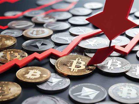 Crypto Market Experiences General Crash Ahead Of The Upcoming Bitcoin