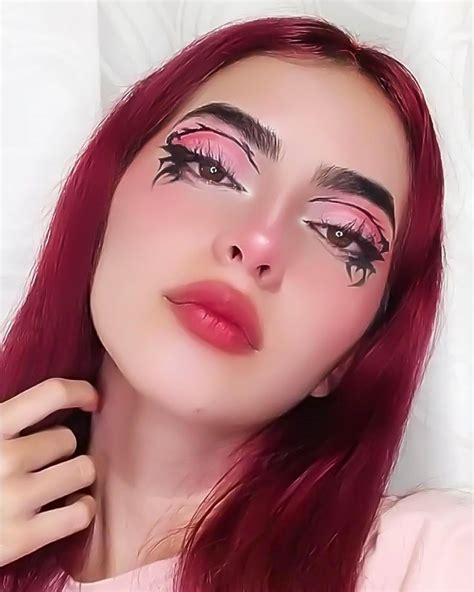 Delineado Gr Fico Ig Camilah Mu Delineados Maquillaje