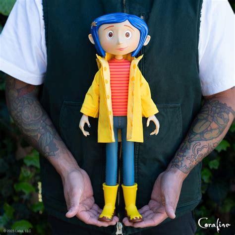 Super Size Vinyl Coraline 3d Coraline 16 Inch Figure