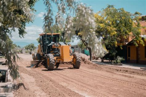 Se ejecutan obras de urbanización con trabajos en red de agua cloacas