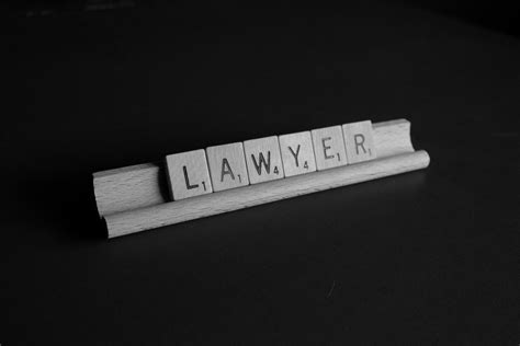 When Should I Hire A Criminal Defense Lawyer Modus Vivendi