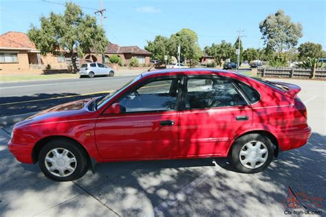 Toyota Corolla Conquest 1999 5d Liftback 5 Sp Man 1 8l 164 000km No