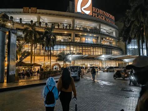 Robinsons Manila - Discover The Philippines