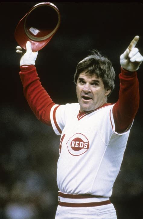 Pete Rose Breaks Baseballs All Time Hit Record See Photos Time