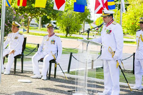 Contra Almirante Iunis T Vora Assume O Comando Do Distrito Naval Em