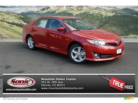 2012 Barcelona Red Metallic Toyota Camry Se 73633228