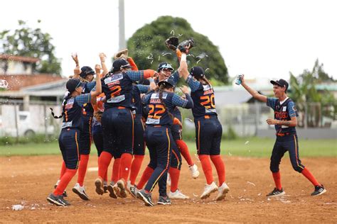 Las Lobas Conquistan Su 12mo Campeonato En 14 Temporadas Primera Hora