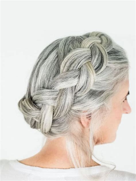 50 Glamorous Hairstyles And Haircuts For Women Over 60