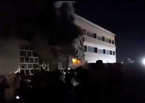 Incendio En Hospital De Irak Deja Al Menos 39 Muertos Y 20 Heridos