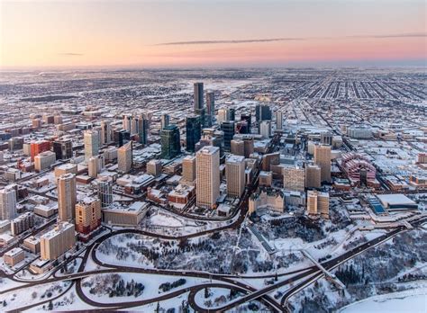 Things to Do in Edmonton in Winter - Must Do Canada