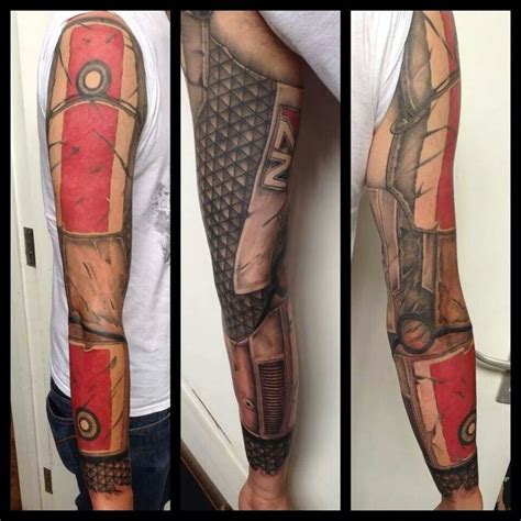 N7 Mass Effect Armour Sleeve Wow My Cousin Is An Amazing Tattooist Mass Effect Tattoo