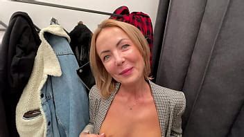 Quick Blow And Fuck In The Fashion Stores Changing Room XNXX