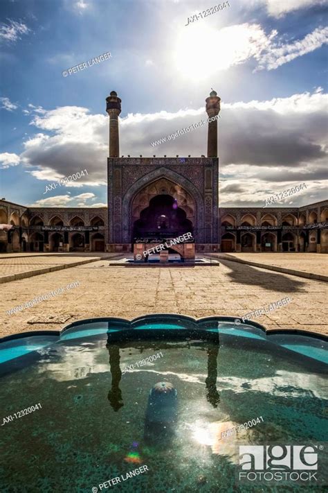 Southern Iwan Of The Masjed E Jame Friday Mosque Esfahan Iran