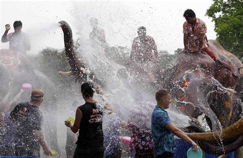 Songkran Water Festival Marks Thailand S New Year[6] Cn