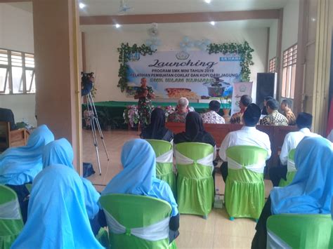 Smk Islam Di Kunjang Launchingkan Program Pembuatan Coklat Dan Kopi