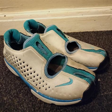 Nike air rift tabi split toe trainers 2002 - Depop