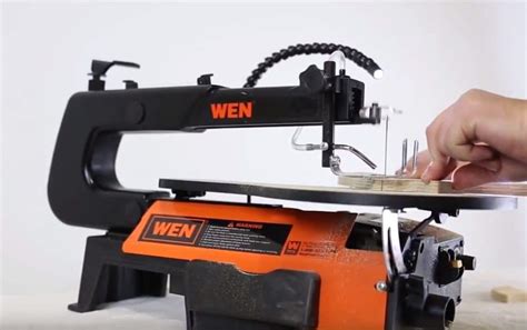 The Ultimate Beginners Guide To Using A Scroll Saw Northern Nester