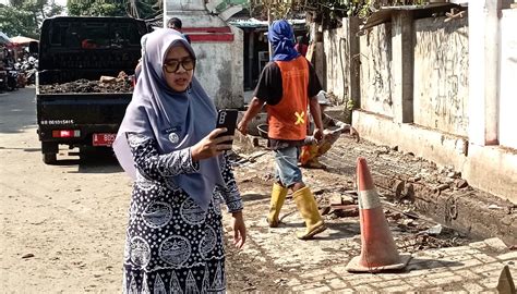 Atasi Persoalan Banjir Menahun Lurah Ciwaduk Turun Tangan Intensifkan