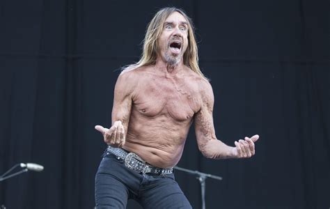 Watch Iggy Pop Casually Eat A Burger In The New Video From Death Valley