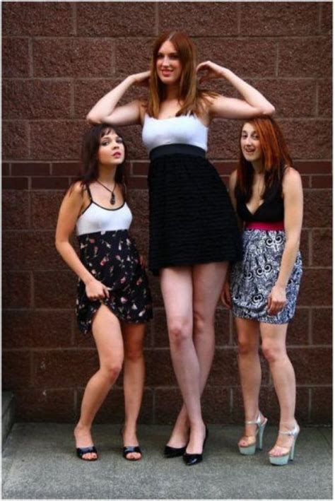 These Women Are Really Tall And That’s Cool 28 Photos Tall Women Tall Girl Women