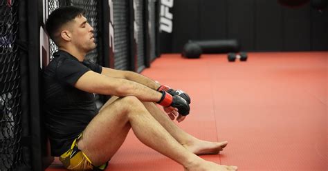 Vicente Luque temía por el futuro de su carrera de MMA después de una