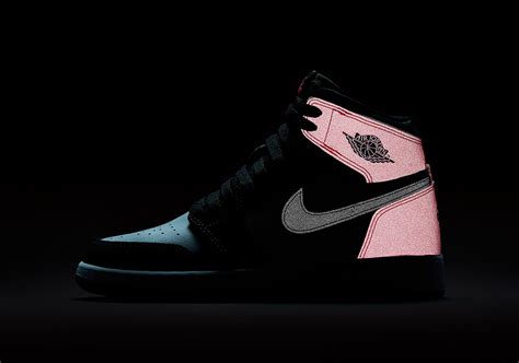 Air Jordan 1 Valentines Day 881426 009 Black Pink Sbd