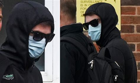 Met Police Officer Jailed For Sharing Sick Porn Image Of Decapitated Woman With Colleague