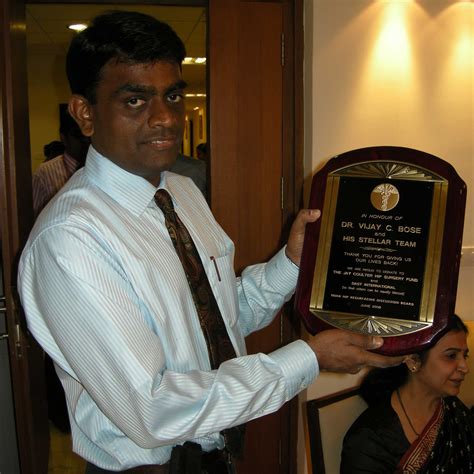 Dr. Bose Honored - Hip Resurfacing at Surface Hippy