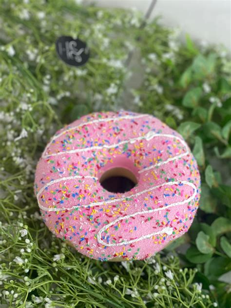 Pink Sprinkle Covered Donut Ornament – TMIGifts