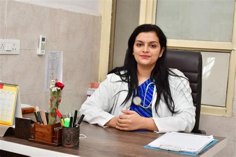 Dr Amandeep Kaur Book Appointment Consult Online View Fees