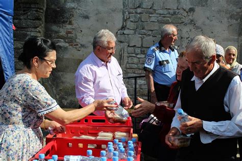 Local 5000 De Sarmale Vor Fi Oferite Pelerinilor La Manastirea Sfantul