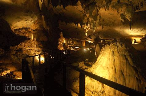 8 Caves to Visit in Sarawak Sabah Borneo - Malaysia Asia