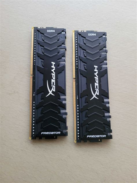 Memorie HyperX Predator RGB 16GB DDR4 3200MHz Suceava OLX Ro