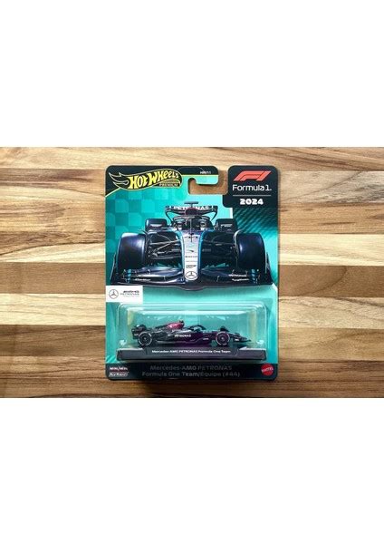 Hot Wheels Premium Formula 1 Yarış Arabası Tekli Paket HRV11 Fiyatı