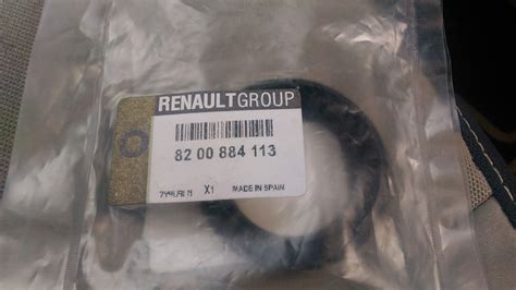 8200884113 Сальник полуоси в сб RENAULT | Запчасти на DRIVE2