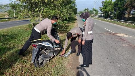 Tragis Pelajar Pengendara Motor Tewas Ditabrak Mobil Di Kualanamu