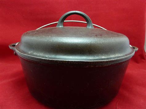 Vintage Griswold C Tite Top Cast Iron Piece Dutch Oven Self