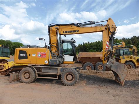 Liebherr A Litronic Eingesetzt Beim Bau Der Ortsumgehung Konz K Nen